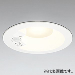 LEDダウンライト R15 クラス2 高気密SB形 白熱灯器具60Wクラス 人感センサー付 LED一体型 電球色 非調光タイプ 拡散配光  埋込穴φ125 オフホワイト OD261750R